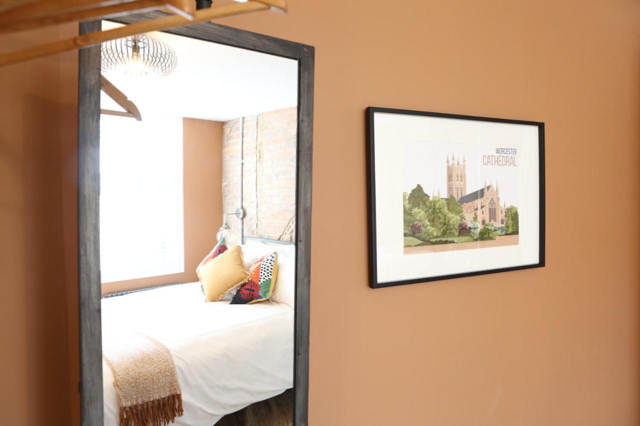 No 12 - Stunning Self Check-In Apartments In Worcester Centre Exterior photo