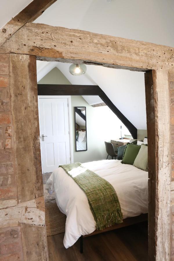 No 12 - Stunning Self Check-In Apartments In Worcester Centre Exterior photo